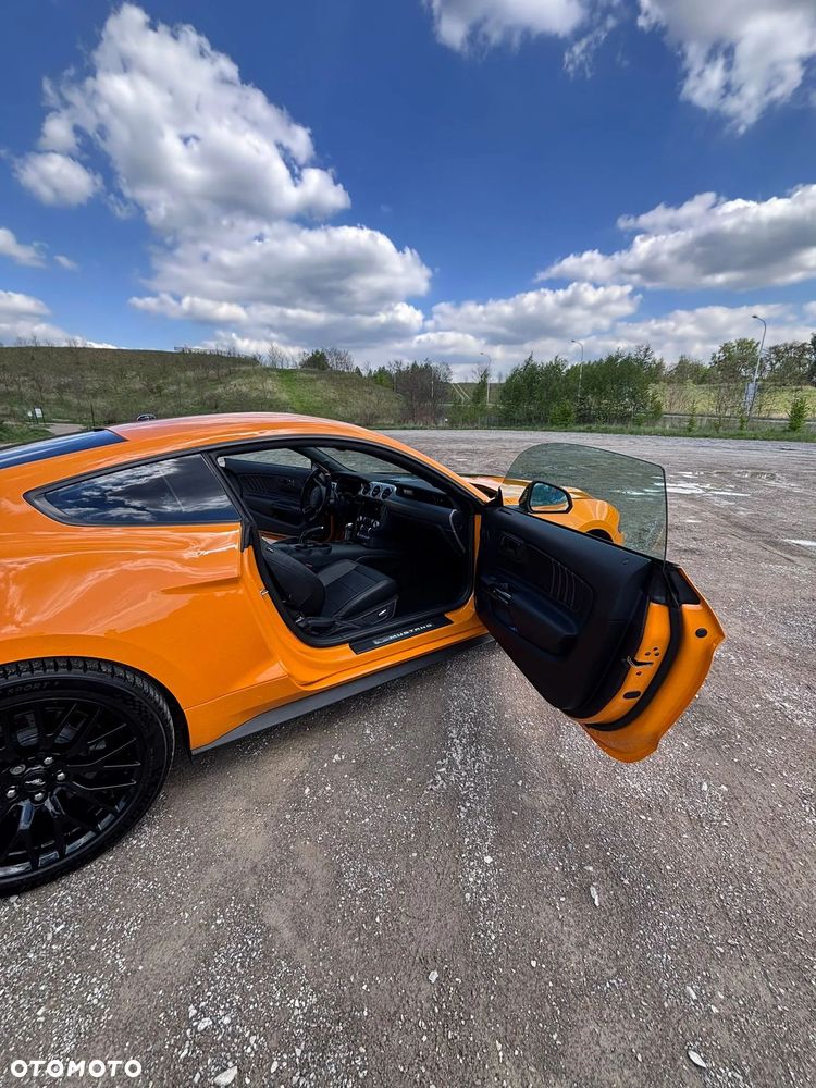 Ford Mustang - 14