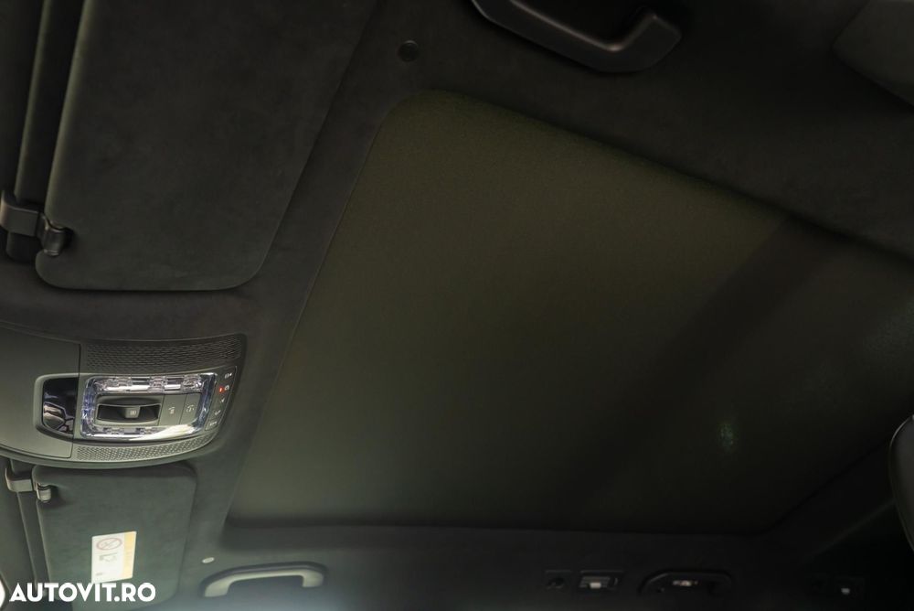 Mercedes-Benz GLS - 22