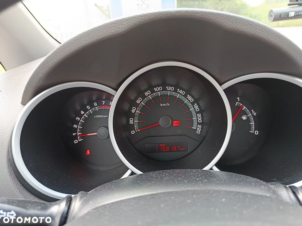 Kia Venga 1.4 S - 2