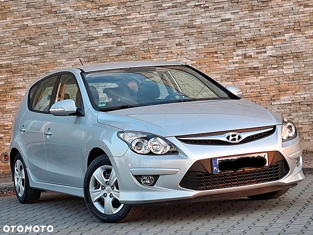 Hyundai i30 1.4 FIFA WM Edition - 9