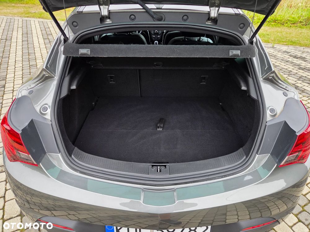 Opel Astra 1.6 T SIDI Sport S&S - 39