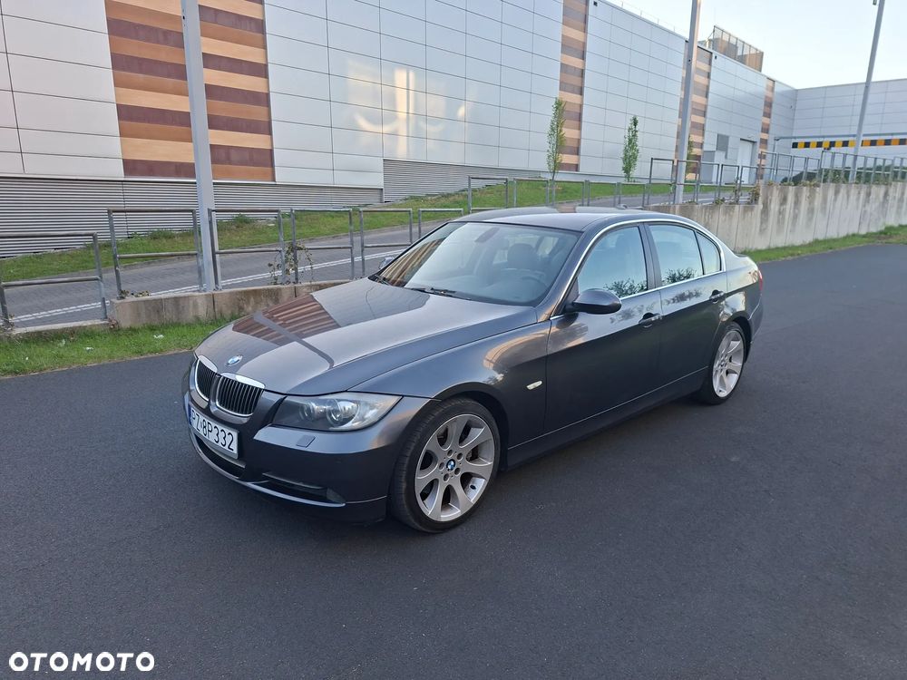 BMW Seria 3 330i - 2