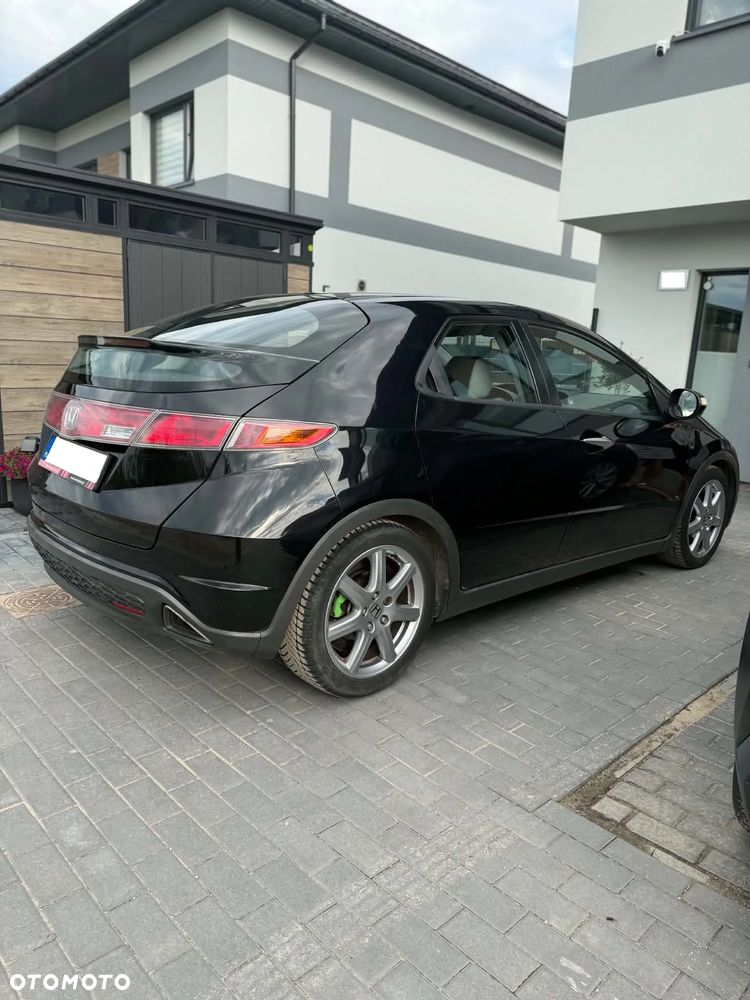 Honda Civic 1.8 Comfort - 4