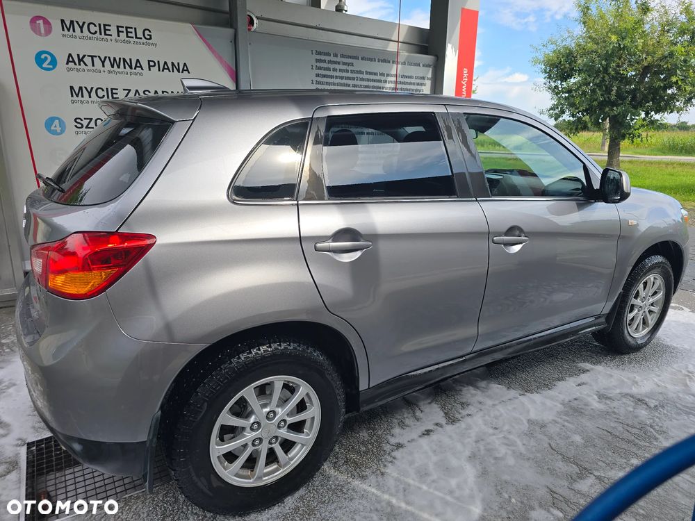 Mitsubishi ASX - 3
