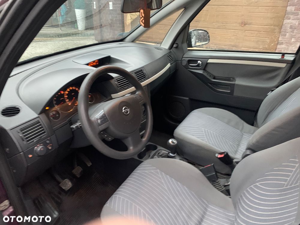 Opel Meriva 1.6 16V Essentia - 1