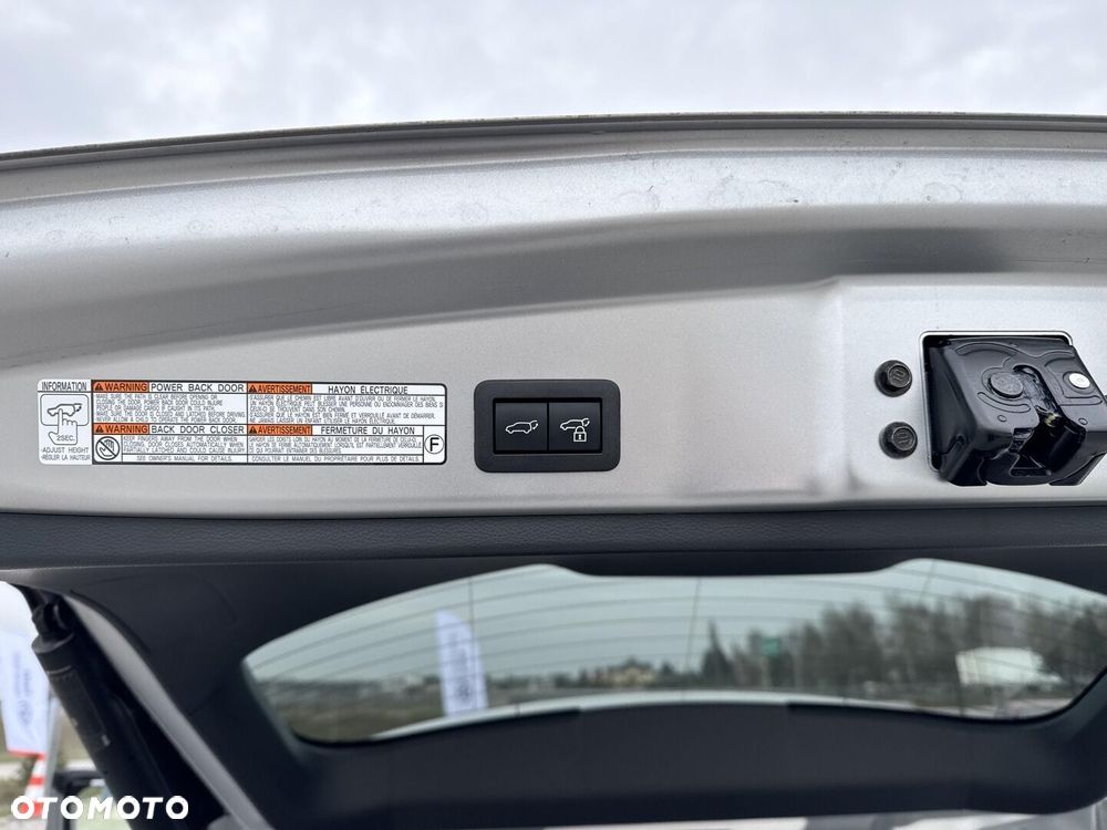 Toyota Corolla Cross - 27