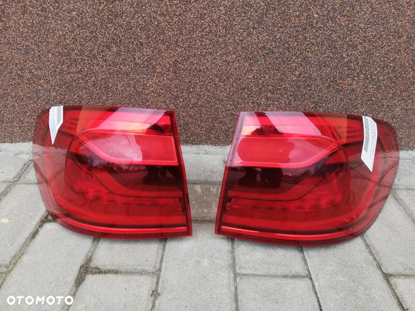 LAMPA TYLNA LAMPY TYLNE LEWA PRAWA BMW 5 G31