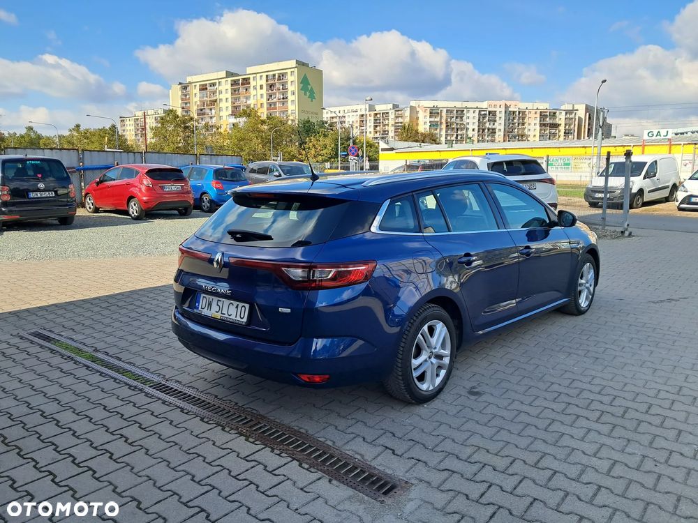 Renault Megane 1.5 Blue dCi Business - 5