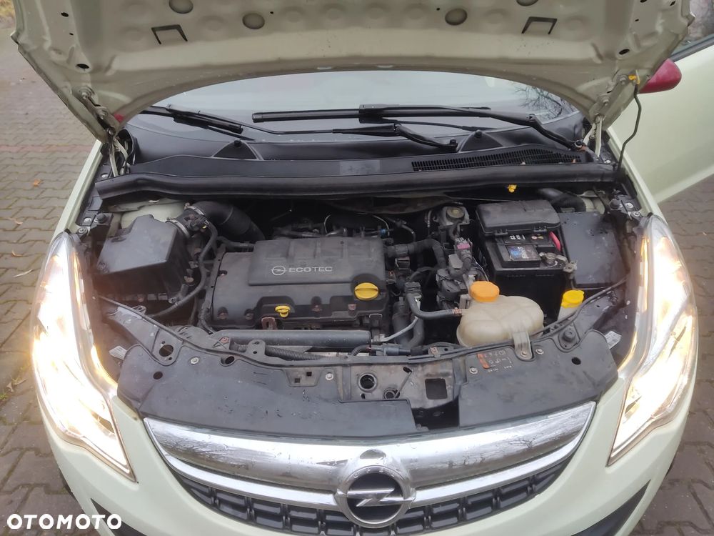 Opel Corsa 1.4 16V Limited Edition - 27