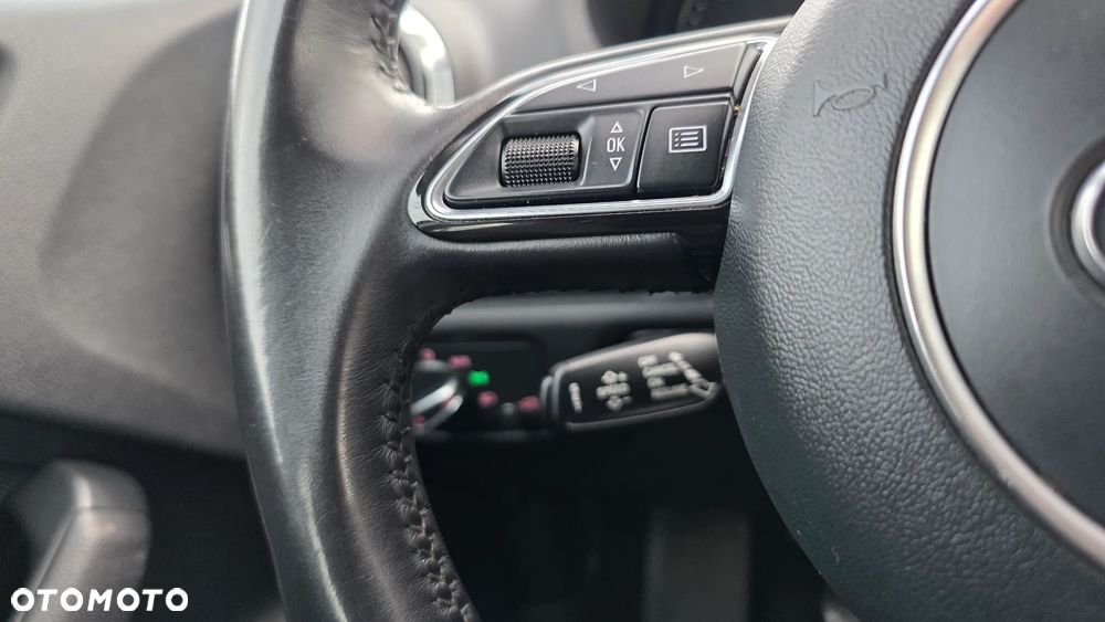 Audi A3 Sportback 2.0 TDI Quattro Ambiente - 17