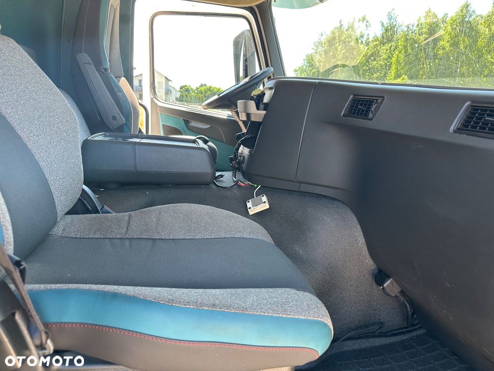 Volvo FM 400 6X2  320 TYS KM. KONTENER DRZWI BOCZNE - 23