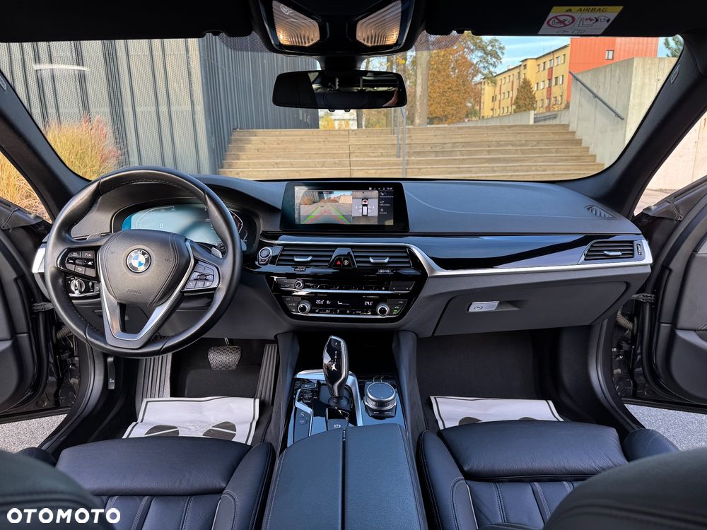 BMW Seria 5 518d Sport Line sport - 25