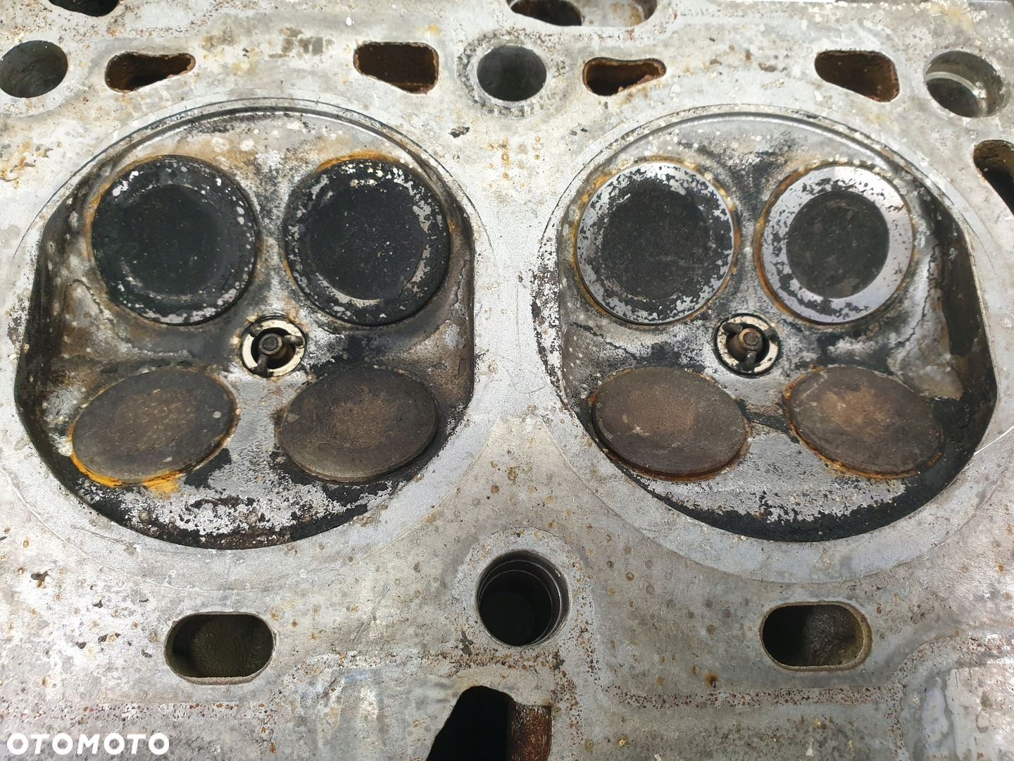 Volvo S60 V70 II 2.5 T GŁOWICA CYLINDRÓW B5254T2 - 8