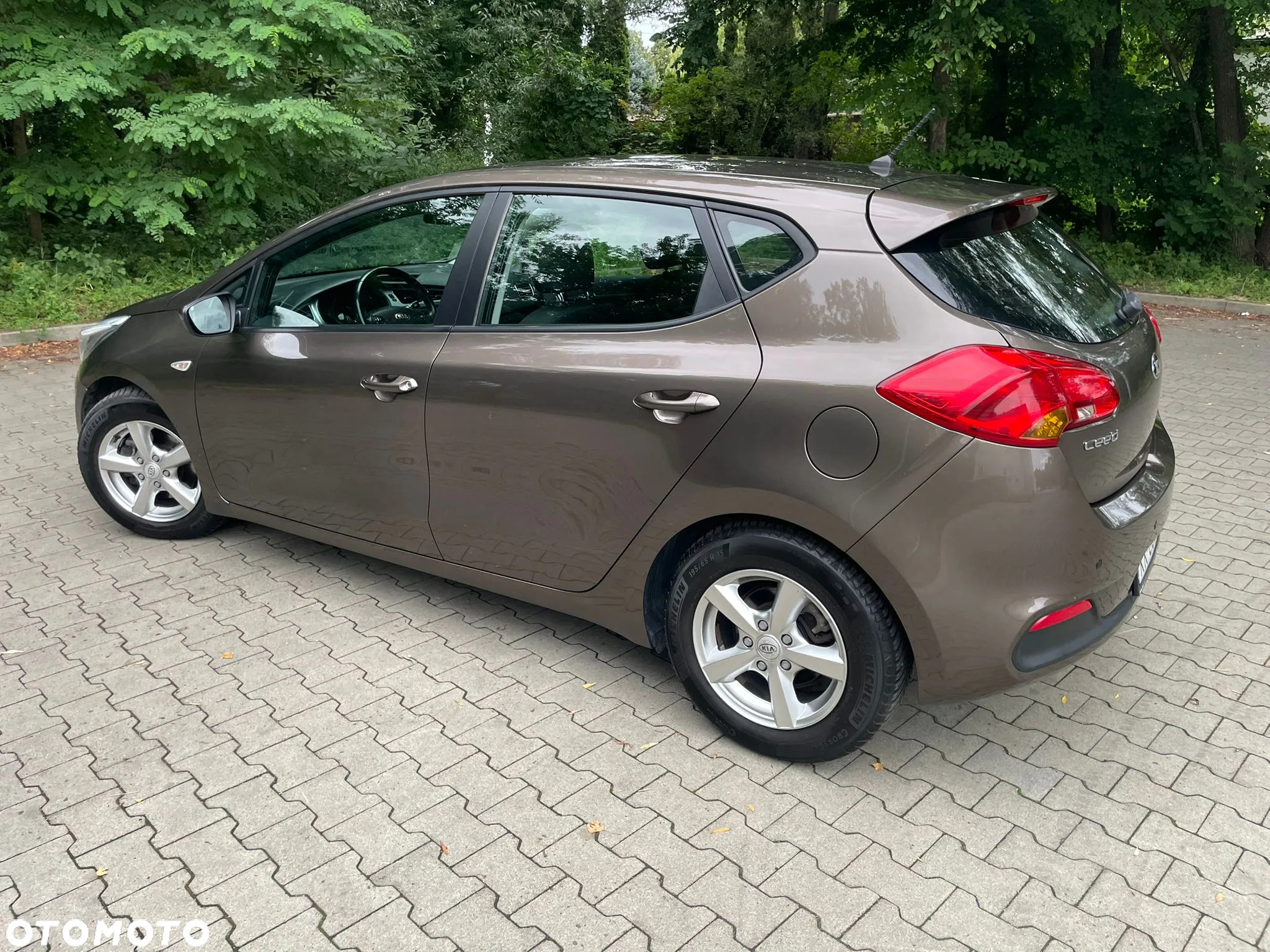 Kia Ceed 1.4 CVVT Attract - 12