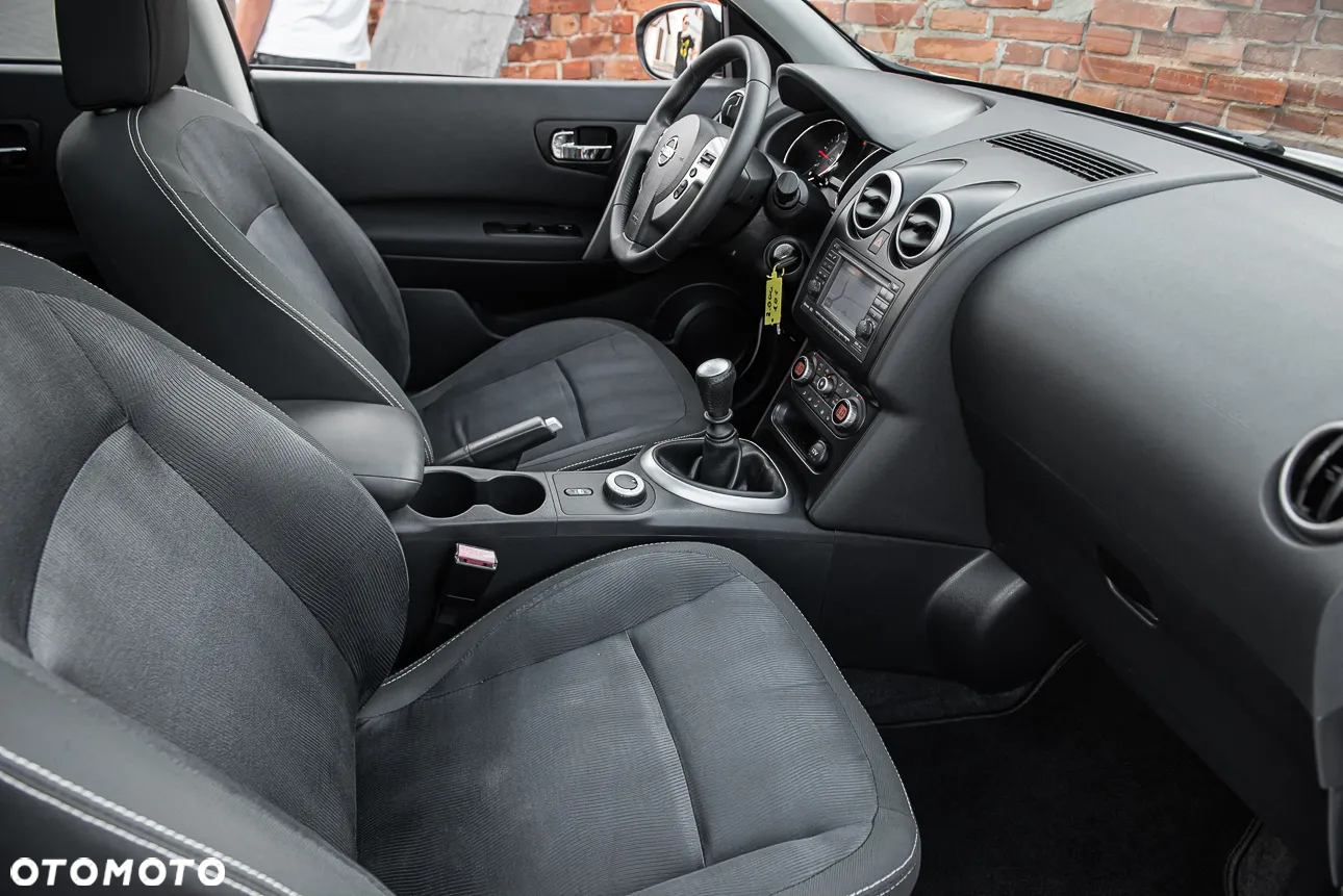 Nissan Qashqai 2.0 dCi 4x4 I-Way - 28