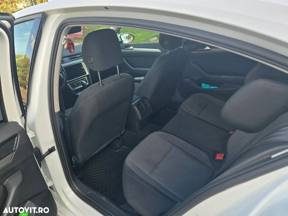 Volkswagen Passat 2.0 TDI DSG Comfortline - 7