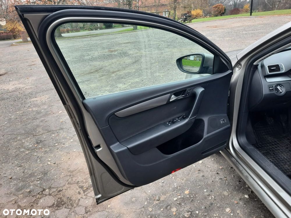 Volkswagen Passat 1.4 TSI BlueMotion Technology Comfortline - 3