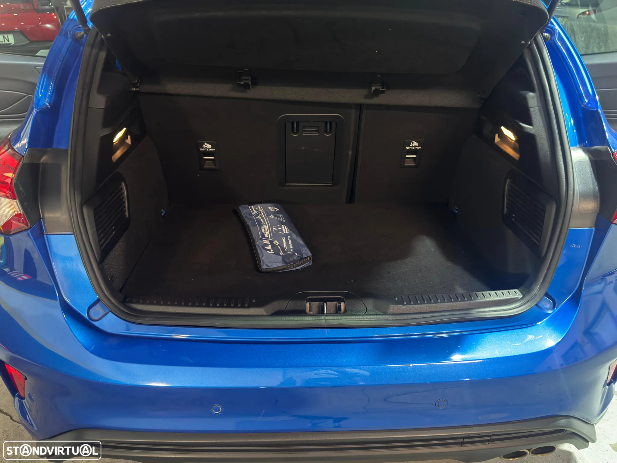 Ford Focus 1.0 EcoBoost MHEV ST-Line - 13