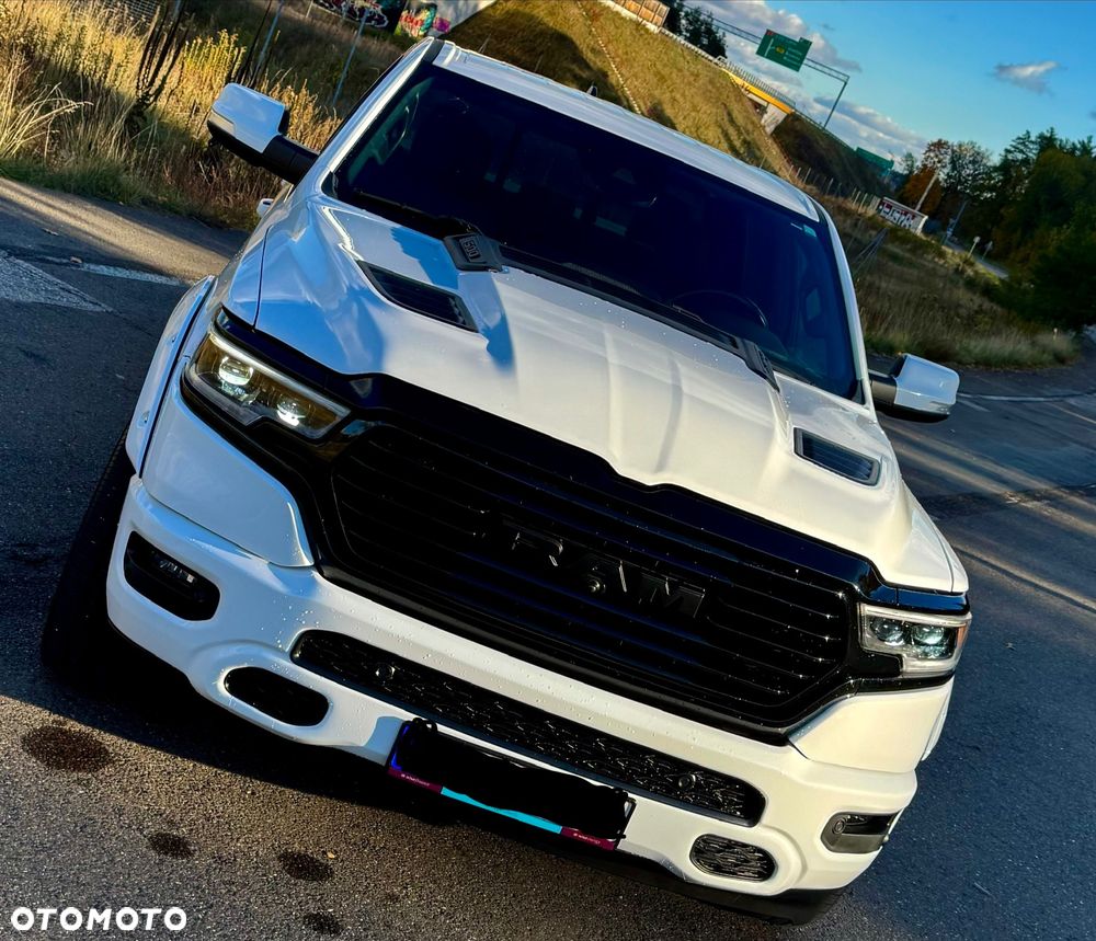 RAM 1500 Crew Cab Sport - 4