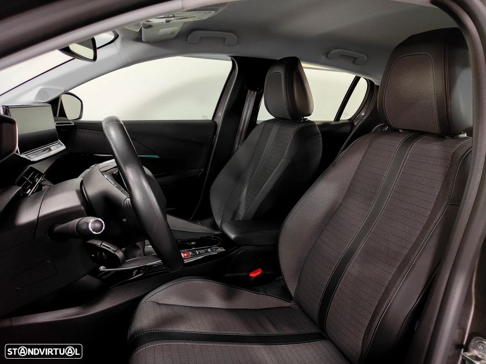 Peugeot 2008 1.2 PureTech Allure - 7