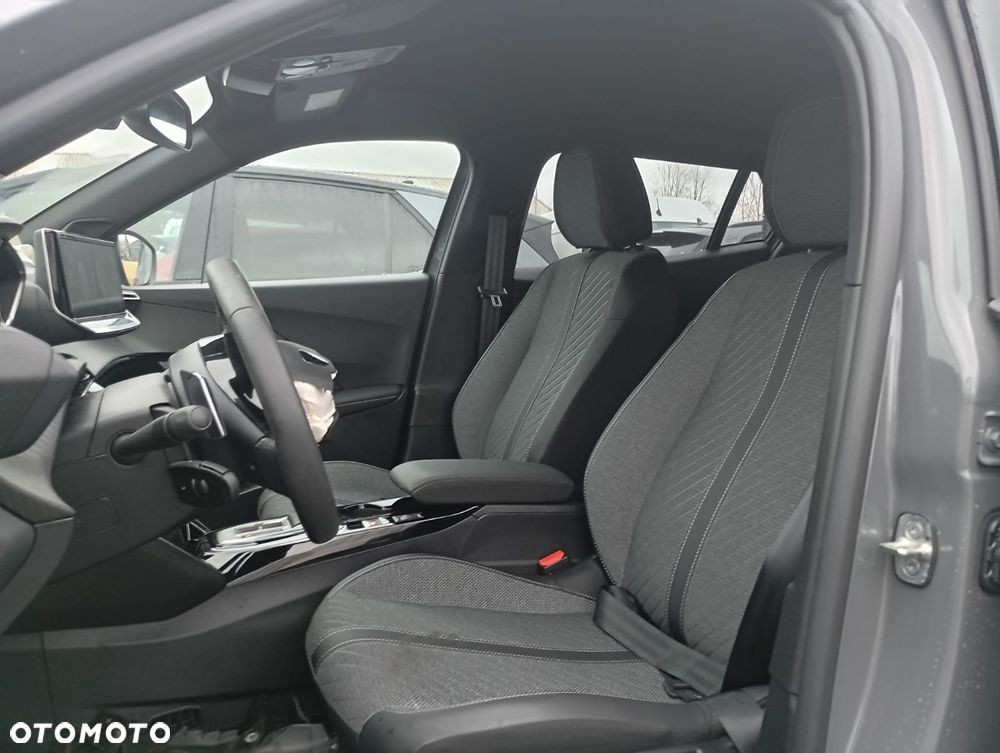 Peugeot 2008 Hybrid 136 e-DSC Allure - 13