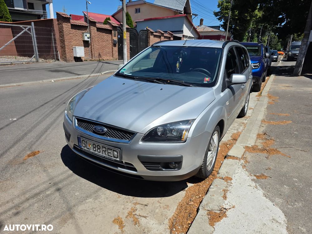 Ford Focus 1.6 TDCI DPF Ghia - 6