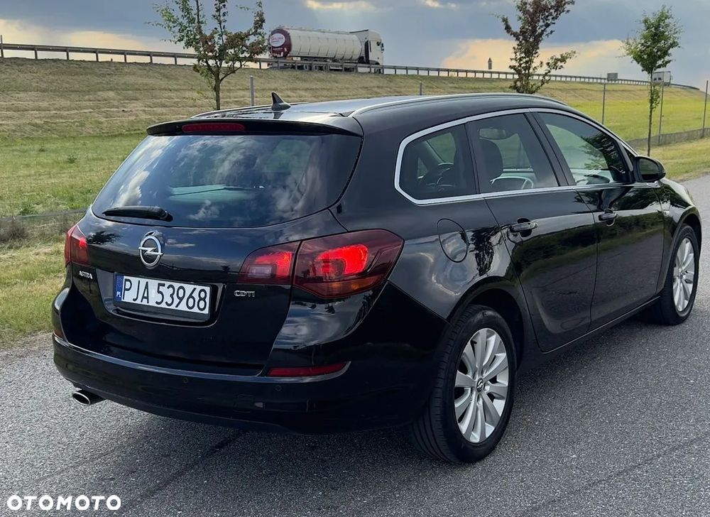 Opel Astra 2.0 CDTI DPF Automatik Cosmo - 5