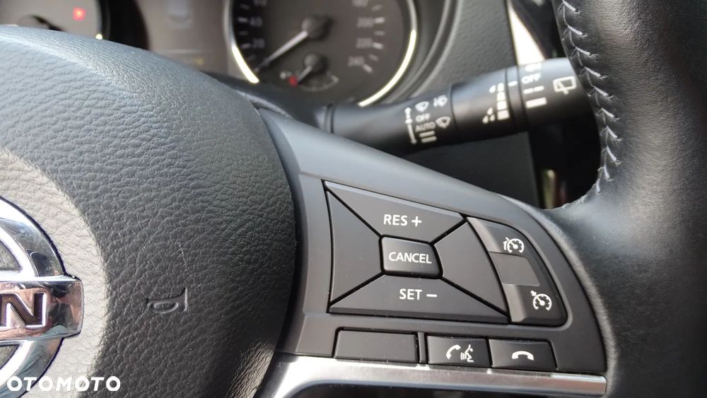 Nissan Qashqai 1.5 dCi DPF acenta - 18