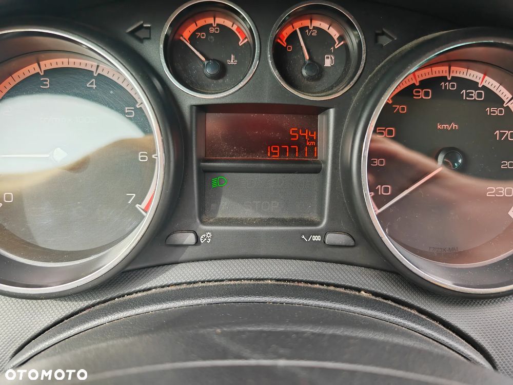 Peugeot 308 120 VTi Family - 17