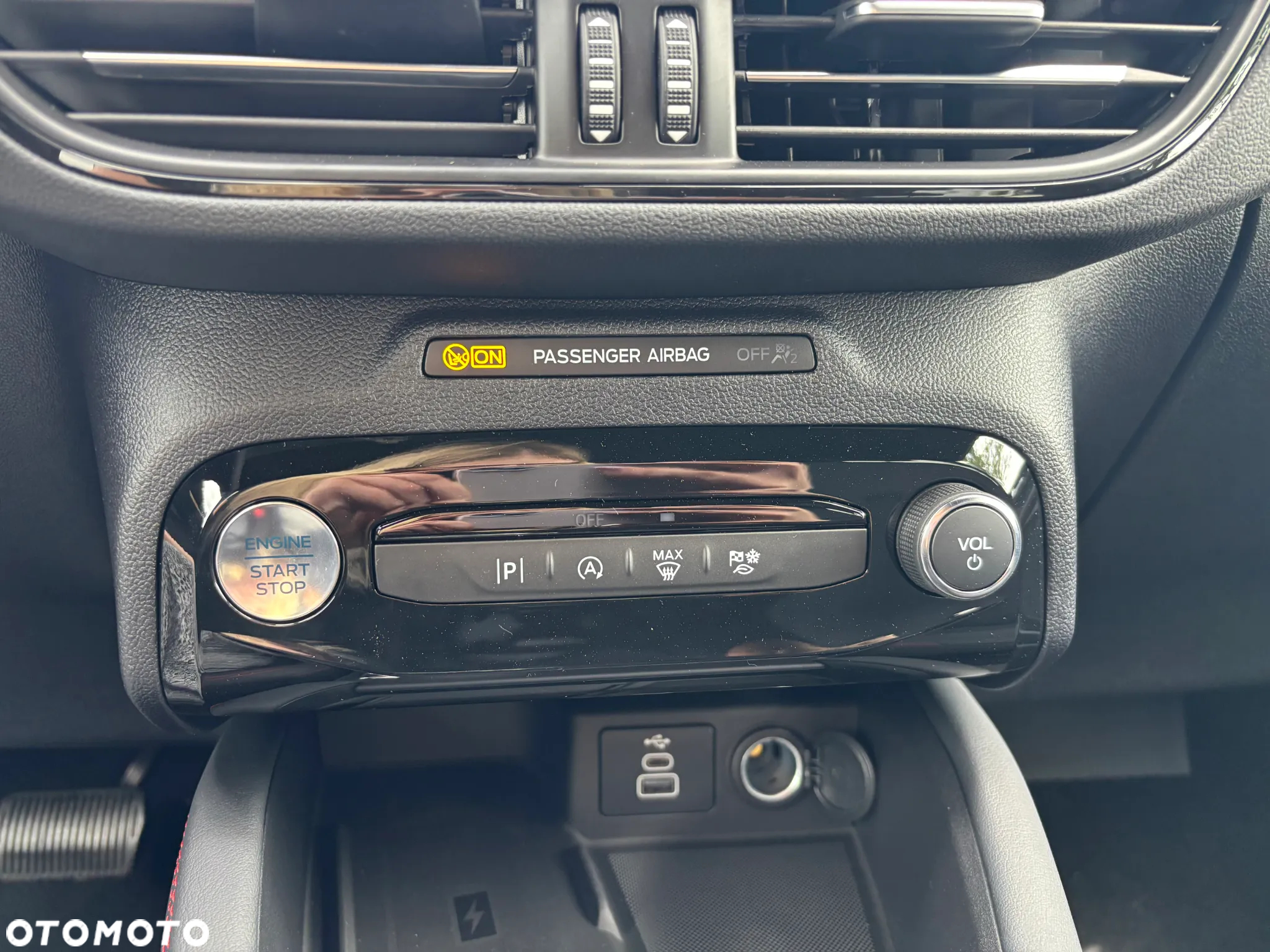 Ford Kuga 1.5 EcoBoost FWD ST-Line - 24