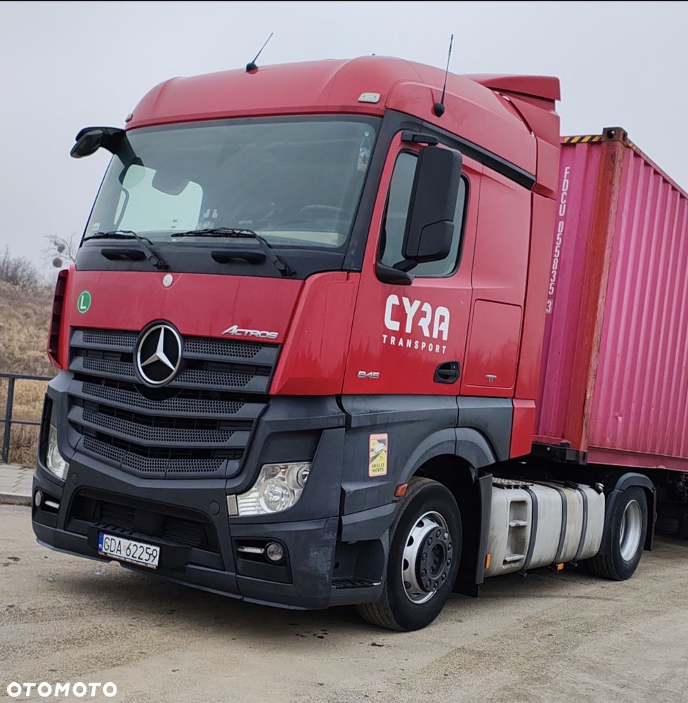 Mercedes-Benz Actros - 1