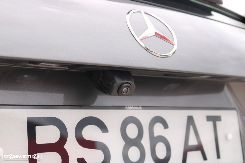 Mercedes-Benz GLA 180 d 8G-DCT - 13