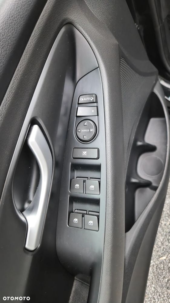 Hyundai i30 1.4 T-GDI Intro Edition - 28