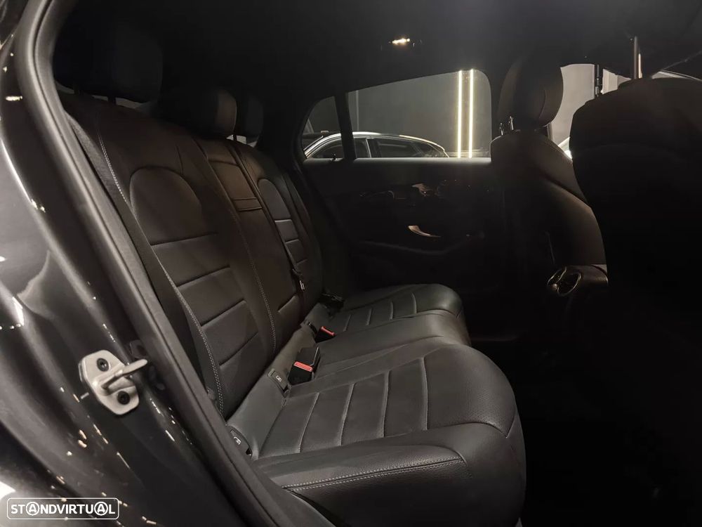 Mercedes-Benz GLC 300 - 25