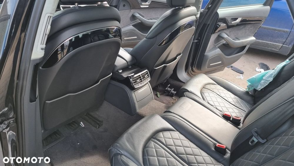 Audi A8 3.0 TDI DPF clean quattro tiptronic - 32