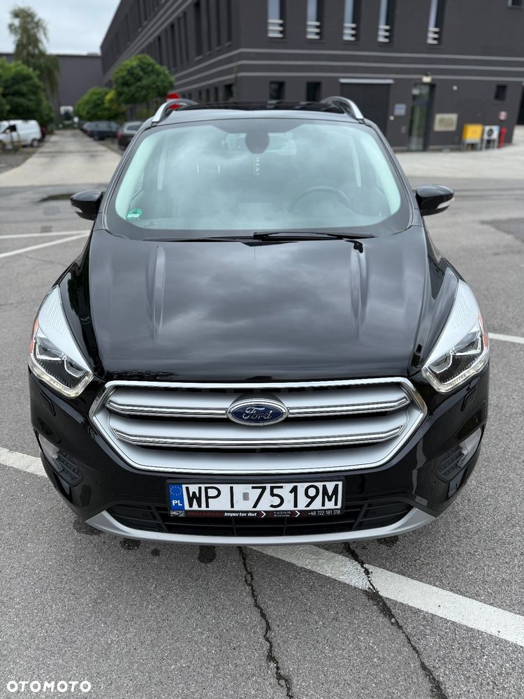 Ford Kuga 1.5 EcoBoost 2x4 Titanium - 17