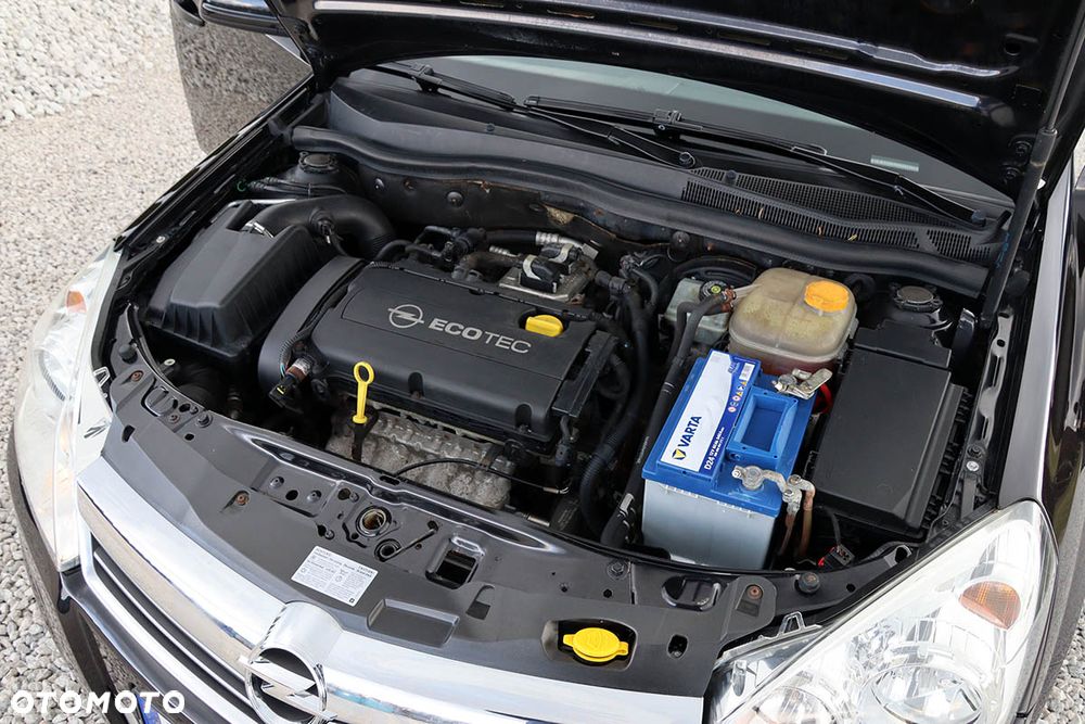 Opel Astra 1.6 ECOFLEX Start/Stop Innovation - 39