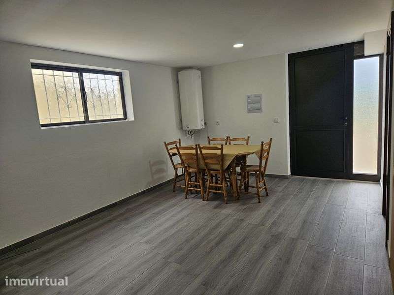 Apartamento T2 para arrendamento - Albergaria-a-Velha - Grande imagem: 2/10