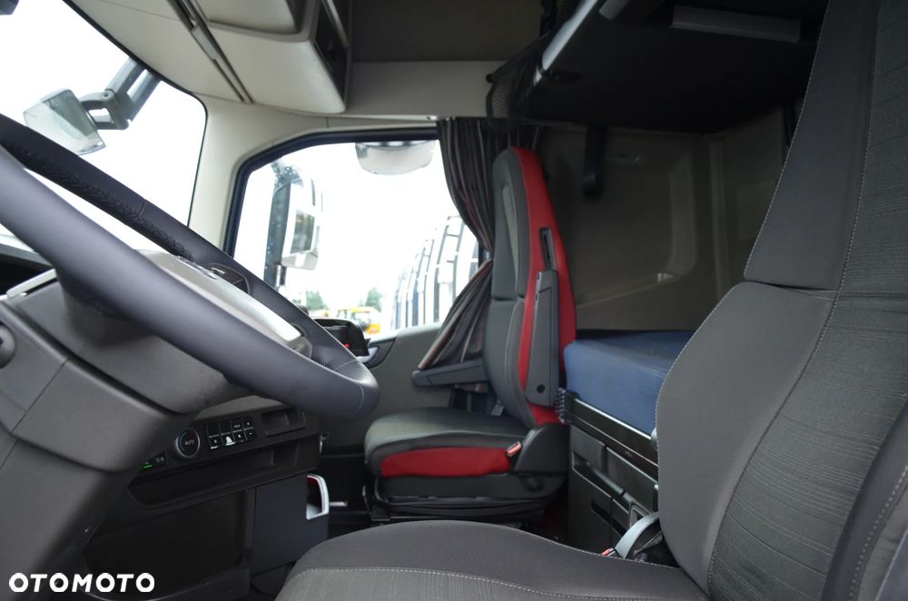Volvo FH 5 / XL / MEGA / EURO 6 / 2020r. / KLIMA P. /  ACC / NAVI / DE / 5078 - 12