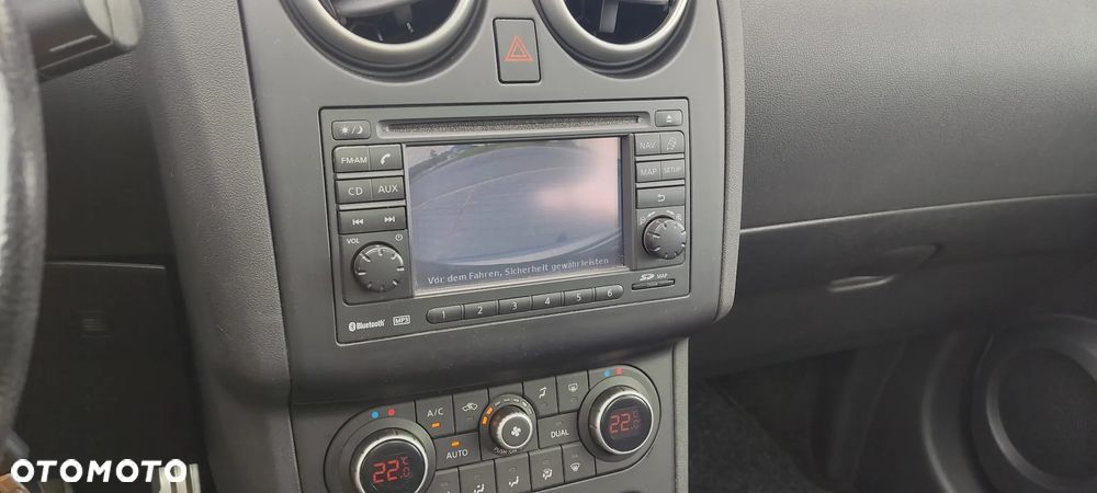 Nissan Qashqai 2.0 4x4 visia - 14