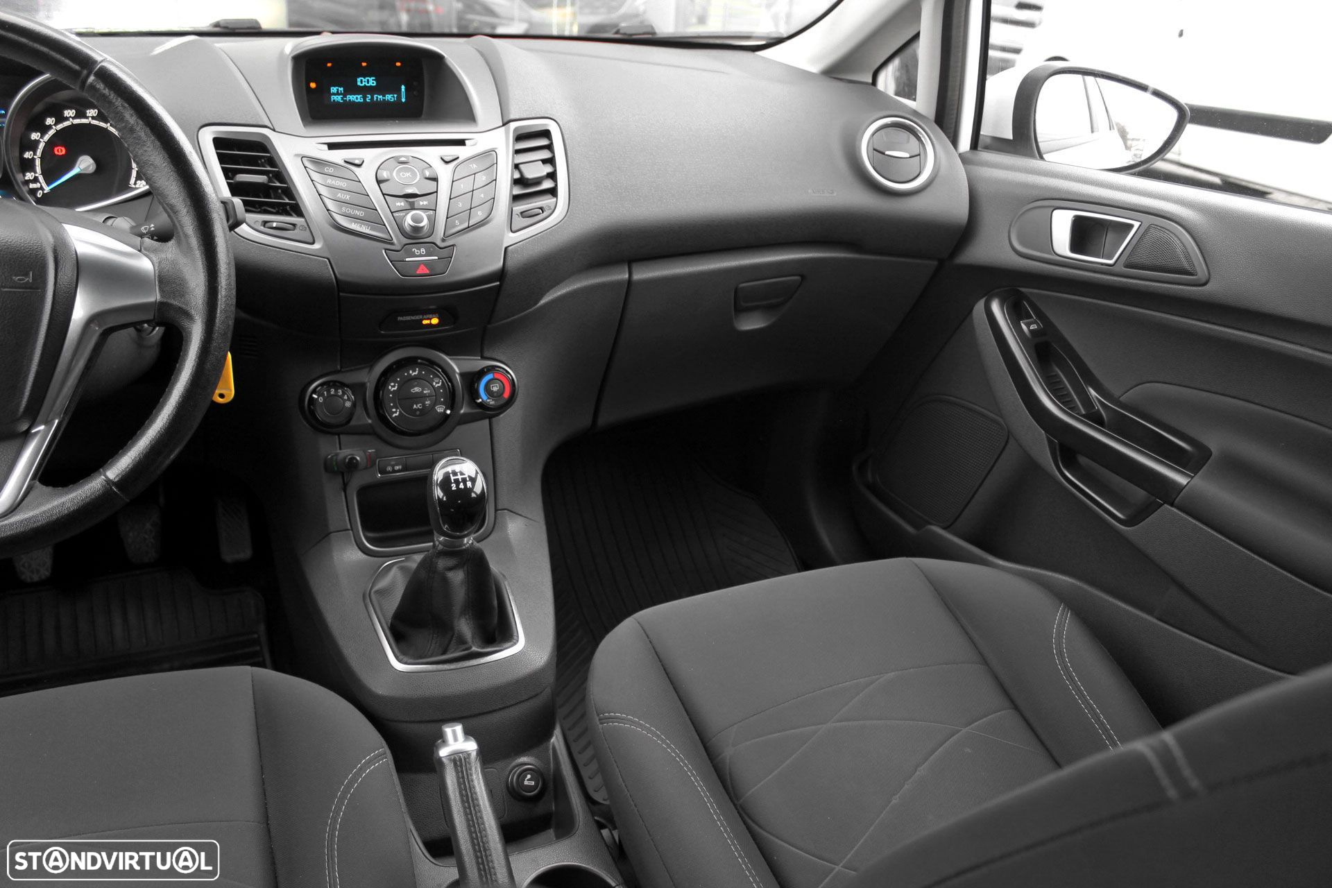 Ford Fiesta 1.5 TDCi Trend - 16