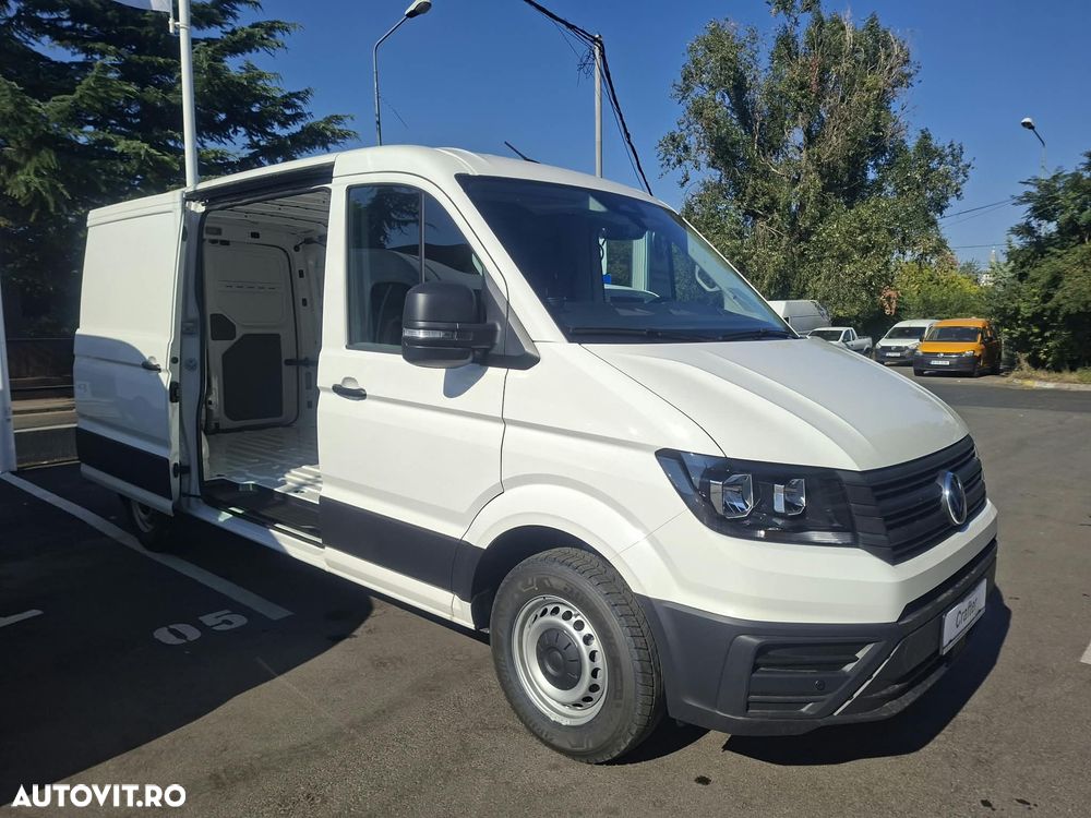 Volkswagen Crafter 3.5 Furgon - 12