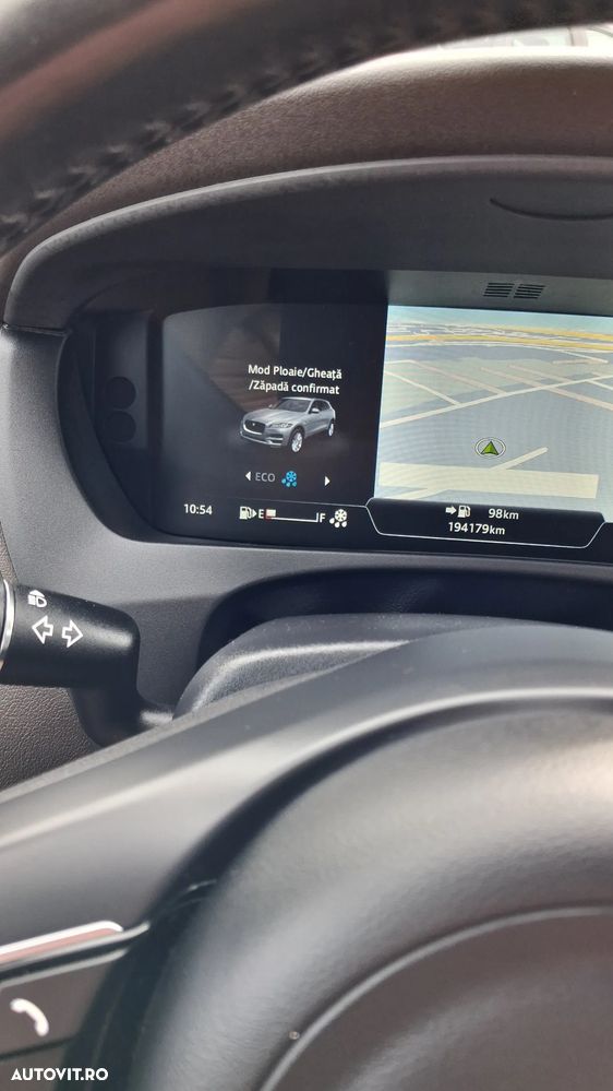 Jaguar F-Pace 20d AWD Aut. Portfolio - 15