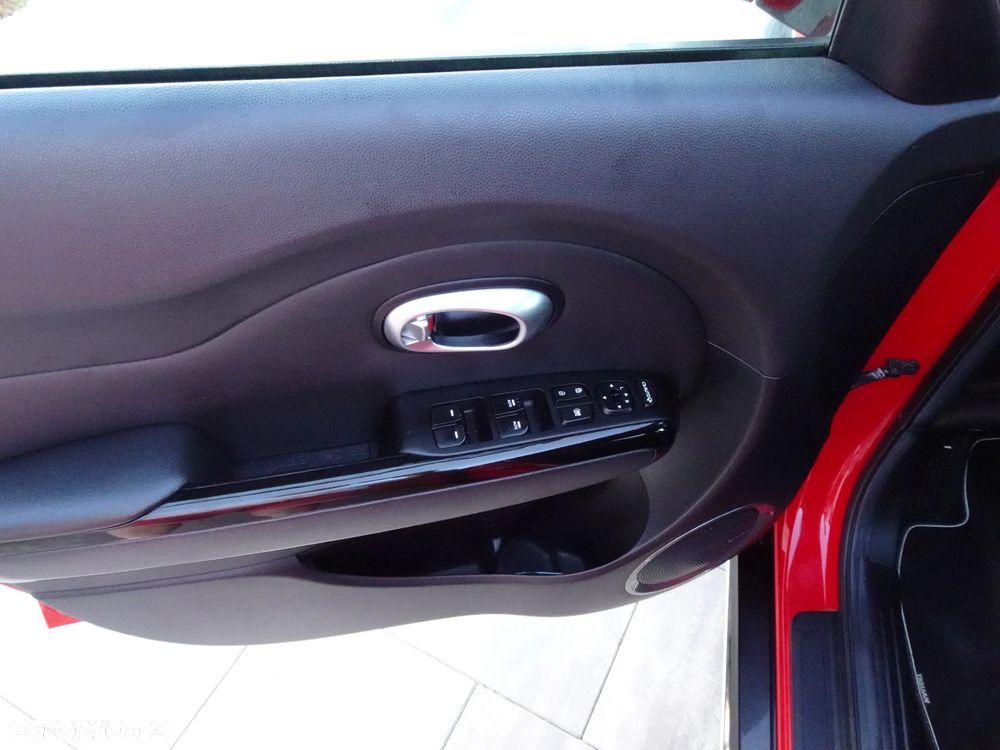 Kia Soul 1.6 CRDI XL - 37