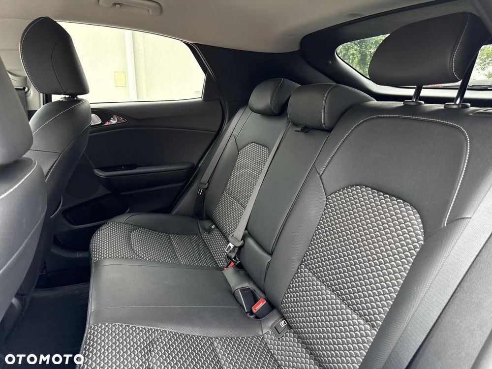 Kia XCeed 1.5 T-GDI L - 16