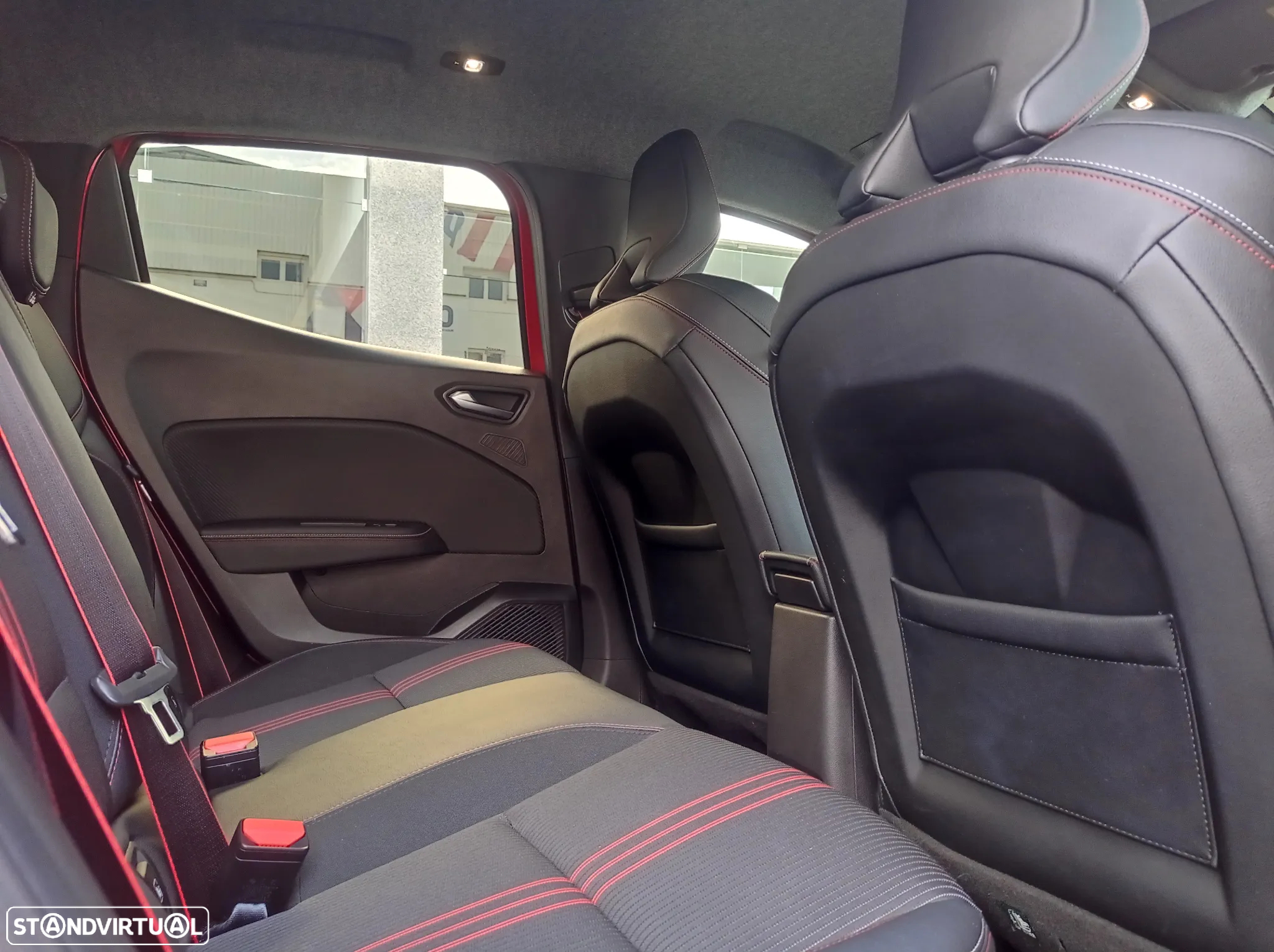 Renault Clio 1.0 TCe RS Line - 14