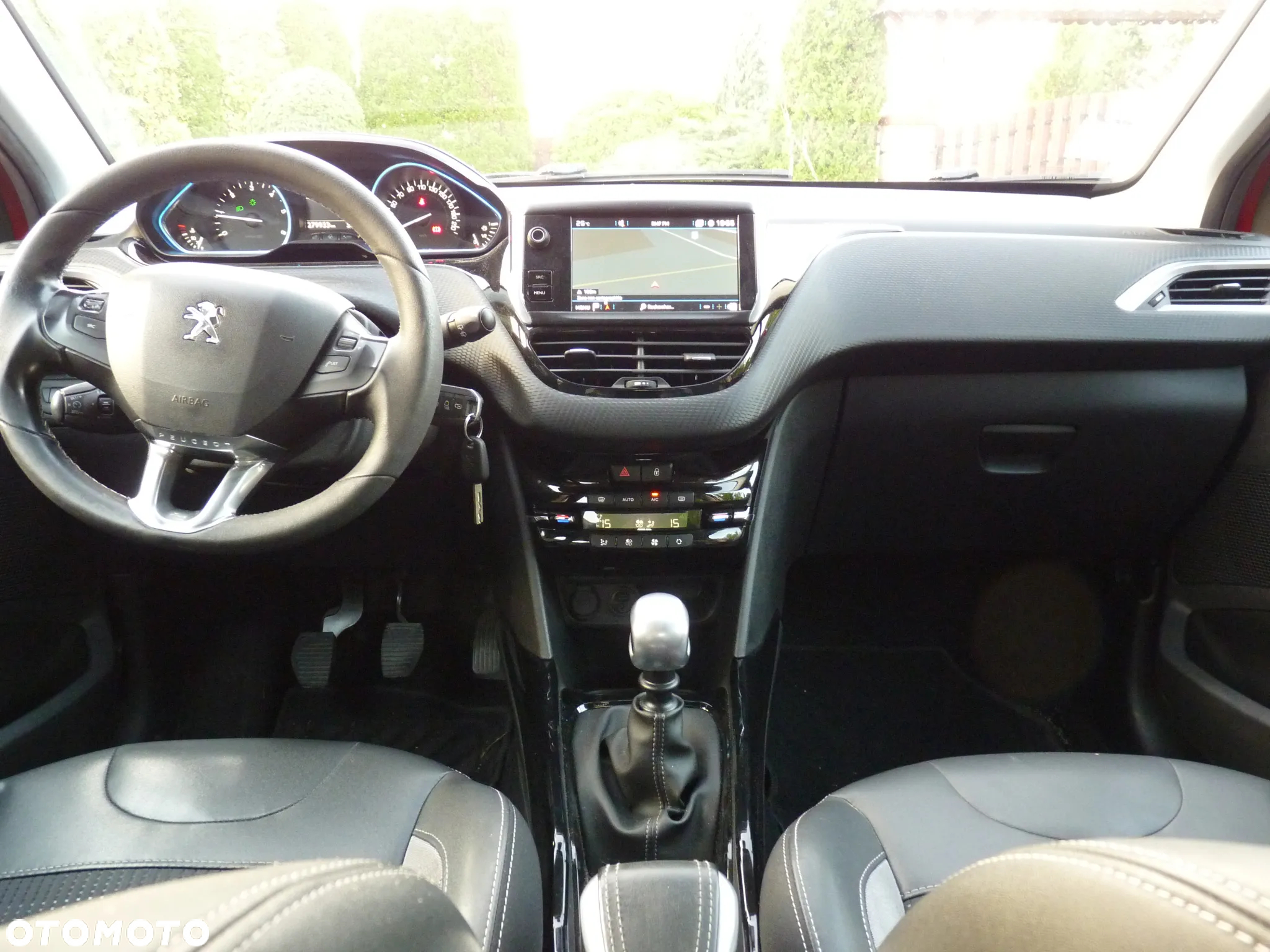 Peugeot 2008 1.5 BlueHDi Allure - 14