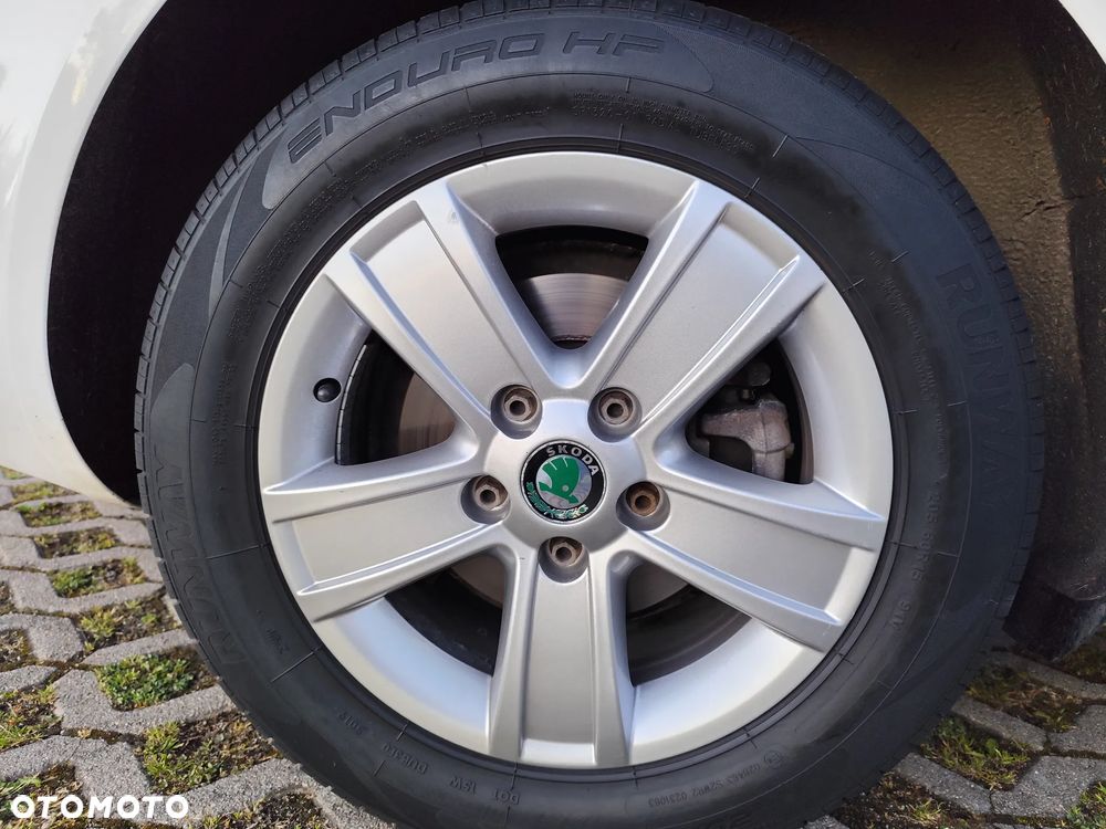 Skoda Octavia 1.4 TSI IMPULS EDITION - 29