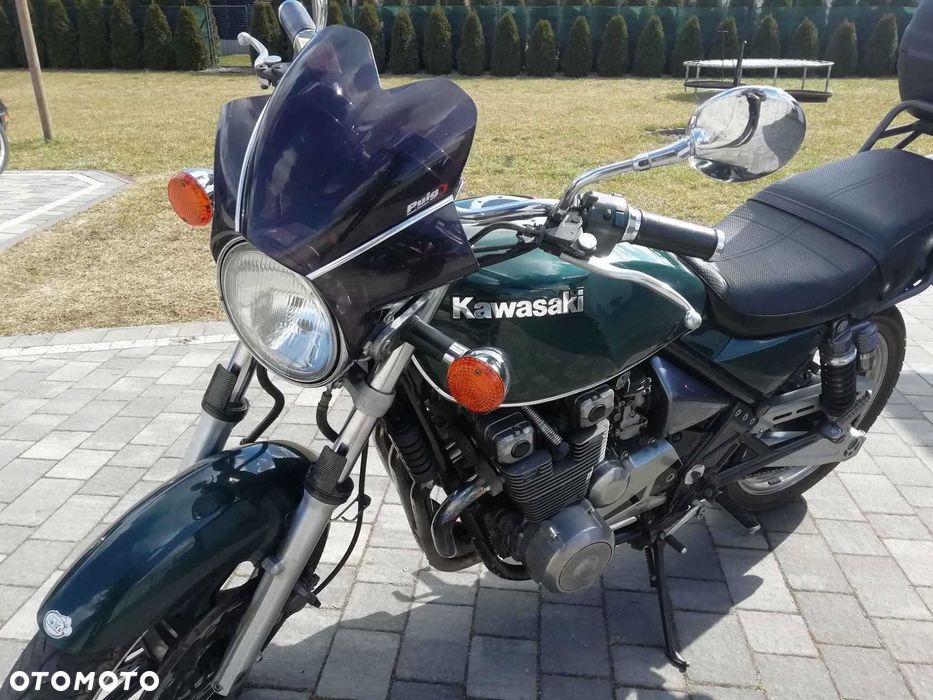 Kawasaki Zephyr - 2