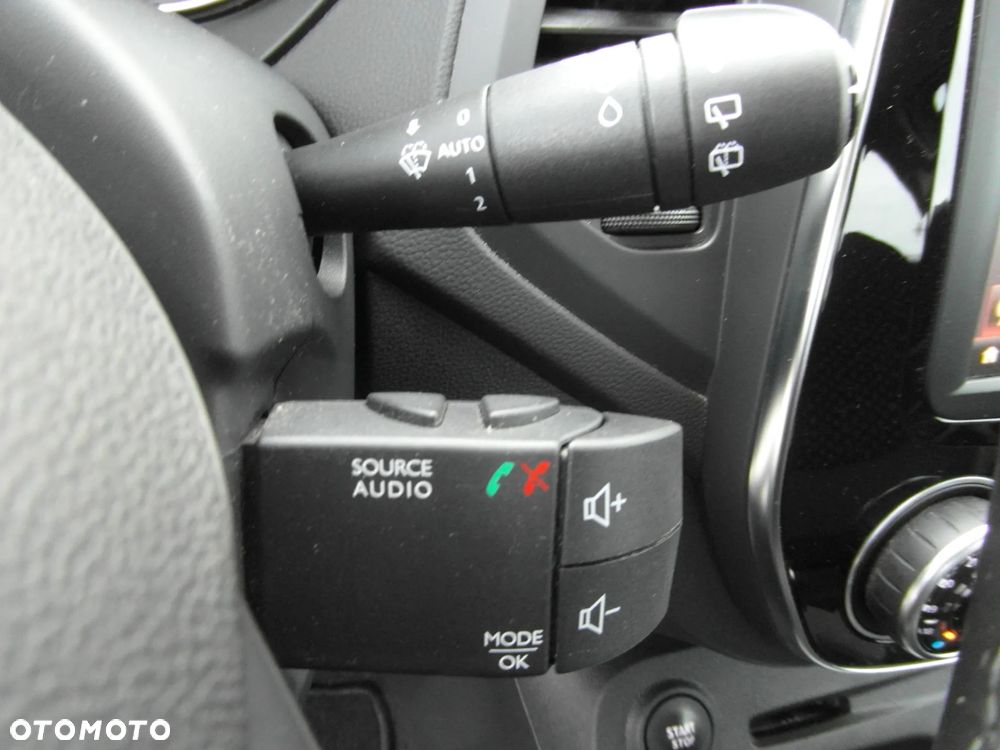 Renault Captur ENERGY TCe 90 Start&Stop Luxe - 25
